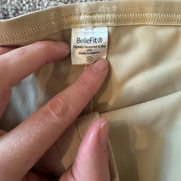 Bellefit Postpartum Girdle Corset - Picture 12 of 14